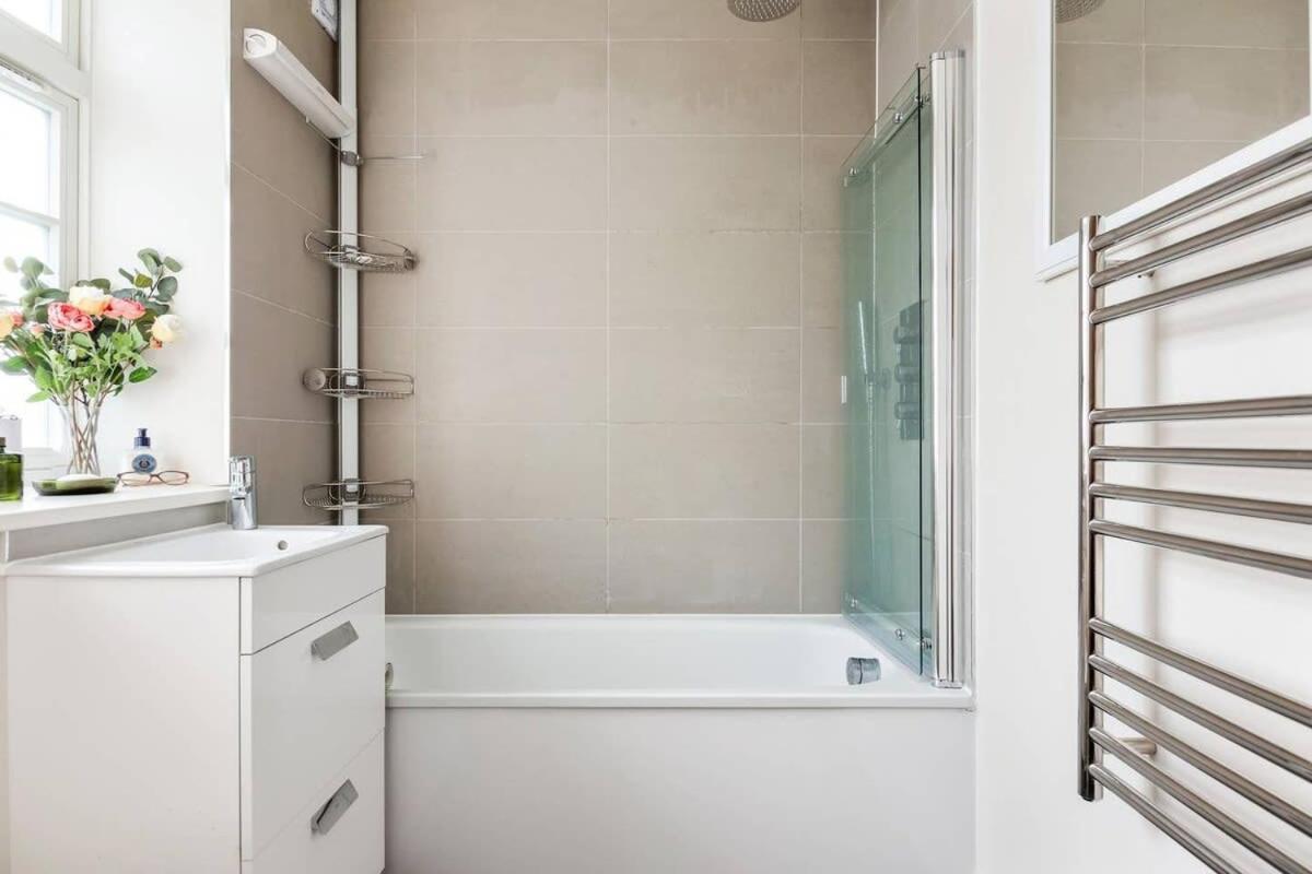 Large Luxury Studio In Heart Of Richmond Richmond  Ngoại thất bức ảnh